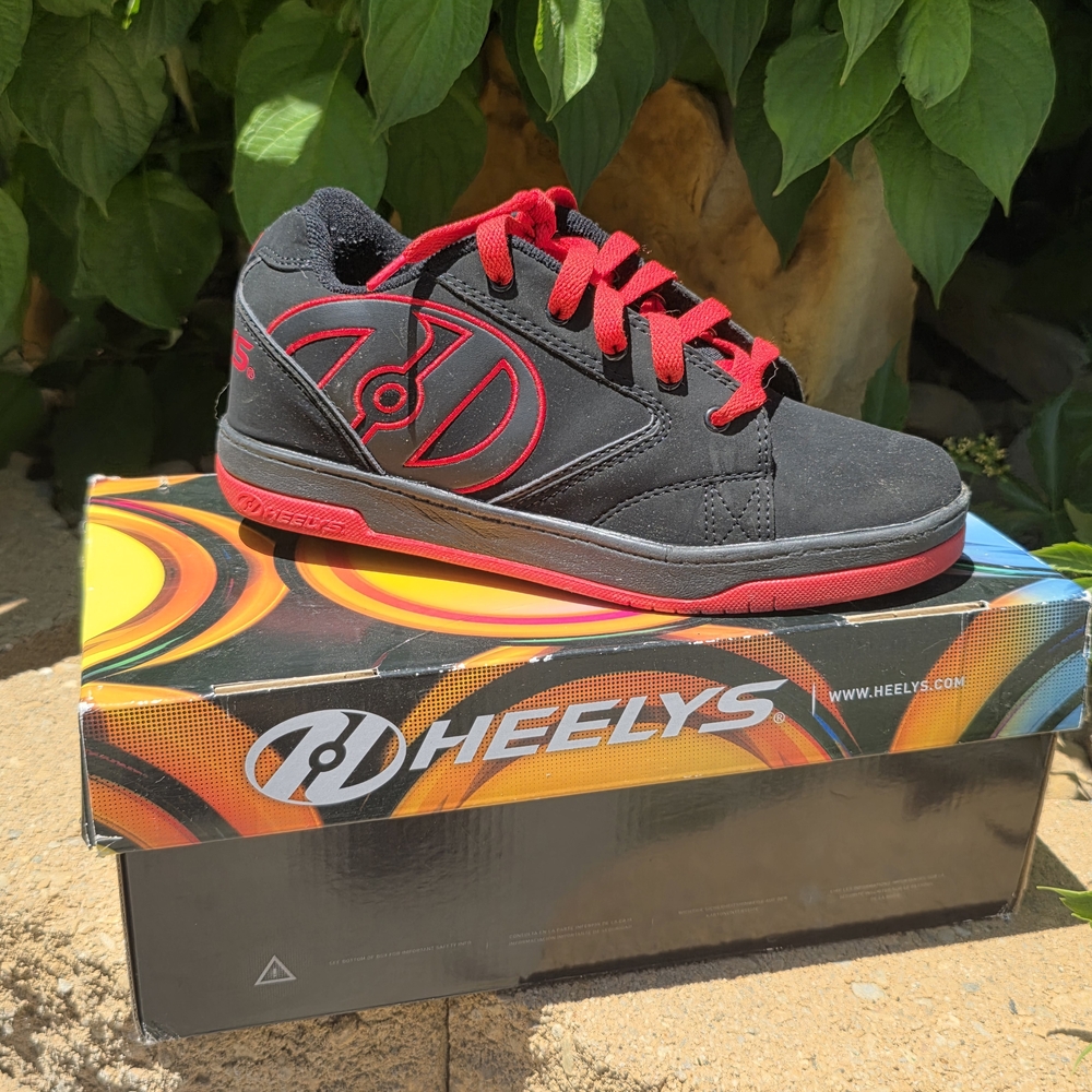 Heelys Black and Red Skate Shoes